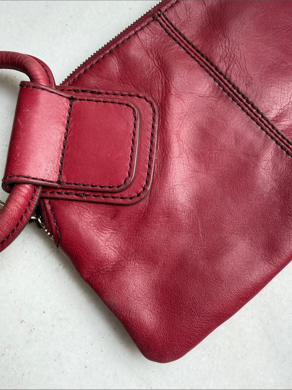 HOBO Sable Wristlet - Picture 3 of 12